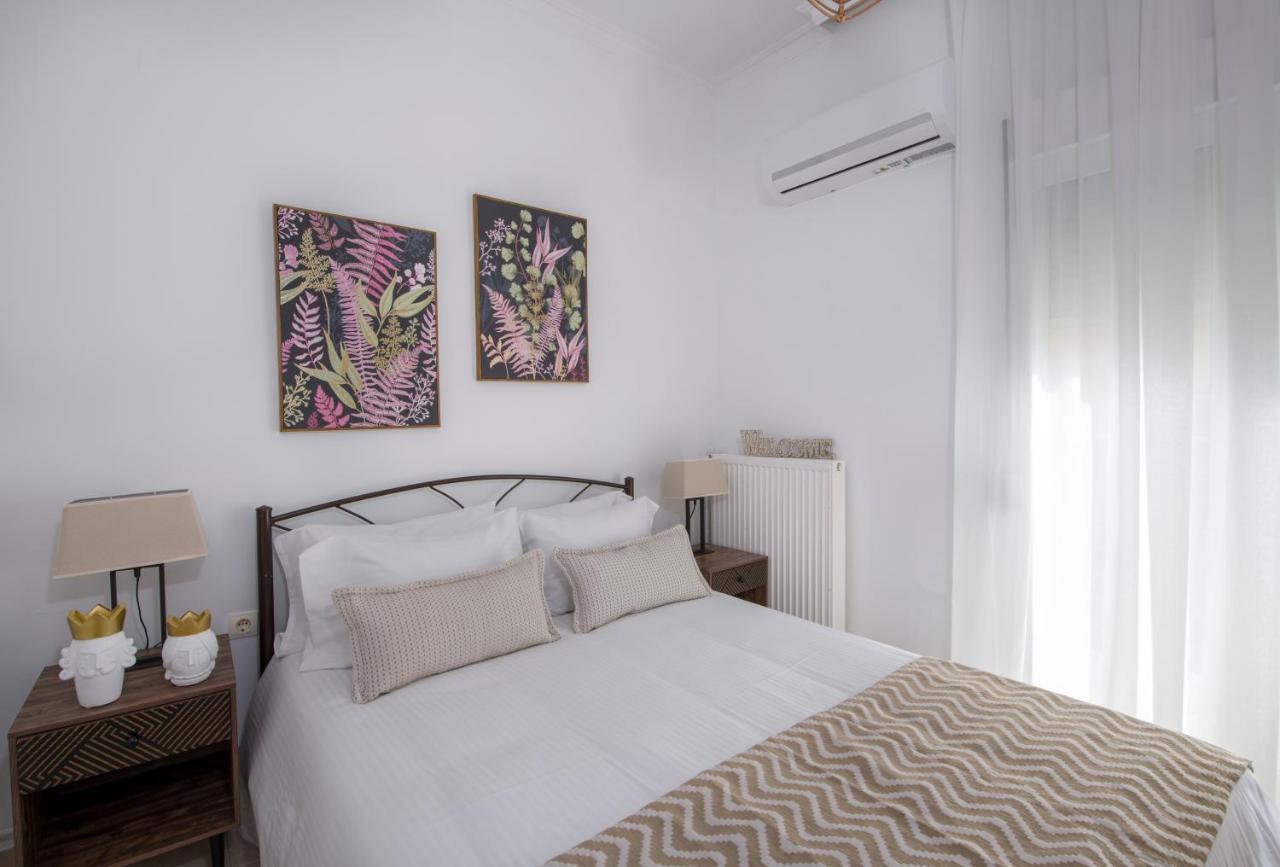 Center Manolia Dream 1 Bedroom Apartment 100M Away From The Beach Chania  Exterior photo