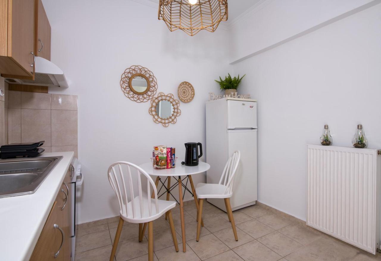 Center Manolia Dream 1 Bedroom Apartment 100M Away From The Beach Chania  Exterior photo